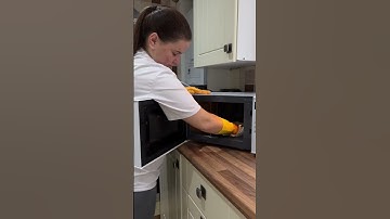 Quick microwave clean 🧼 #cleaningday #reallife #simplelife #homevibes #everydayroutine
