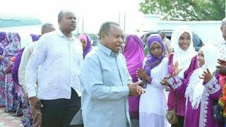 Download Makamo Wa Kwanza Wa Rais Mh Othman Massoud Awasili Pemba Kwa Ziara Maalum Video MP3 Makamo Wa Kwanza Wa Rais Mh Othman Massoud Awasili Pemba Kwa Ziara Maalum