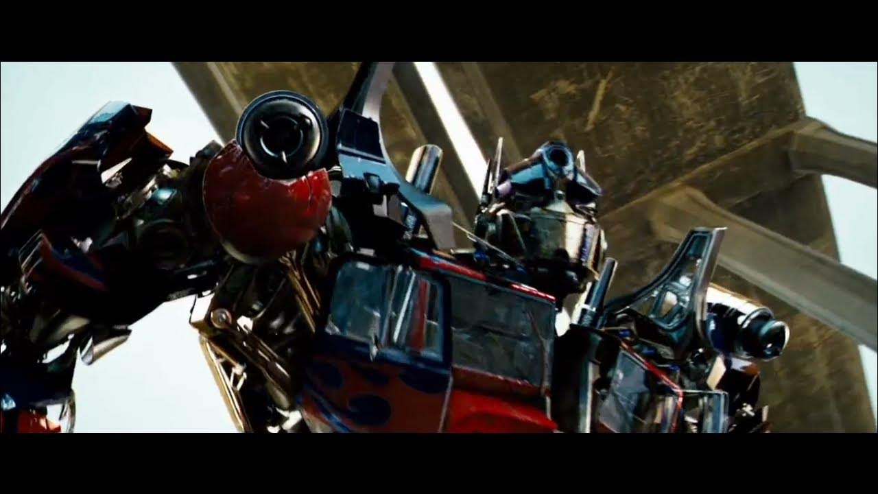 Transformers (2007) Highway Chase/Highway Battle Optimus Prime VS