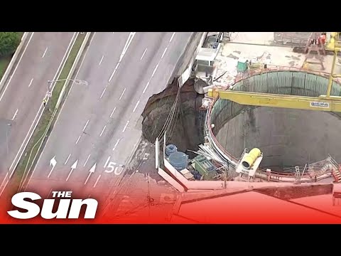 HUGE sinkhole on highway in Sao Paulo leaves traffic backed up for miles