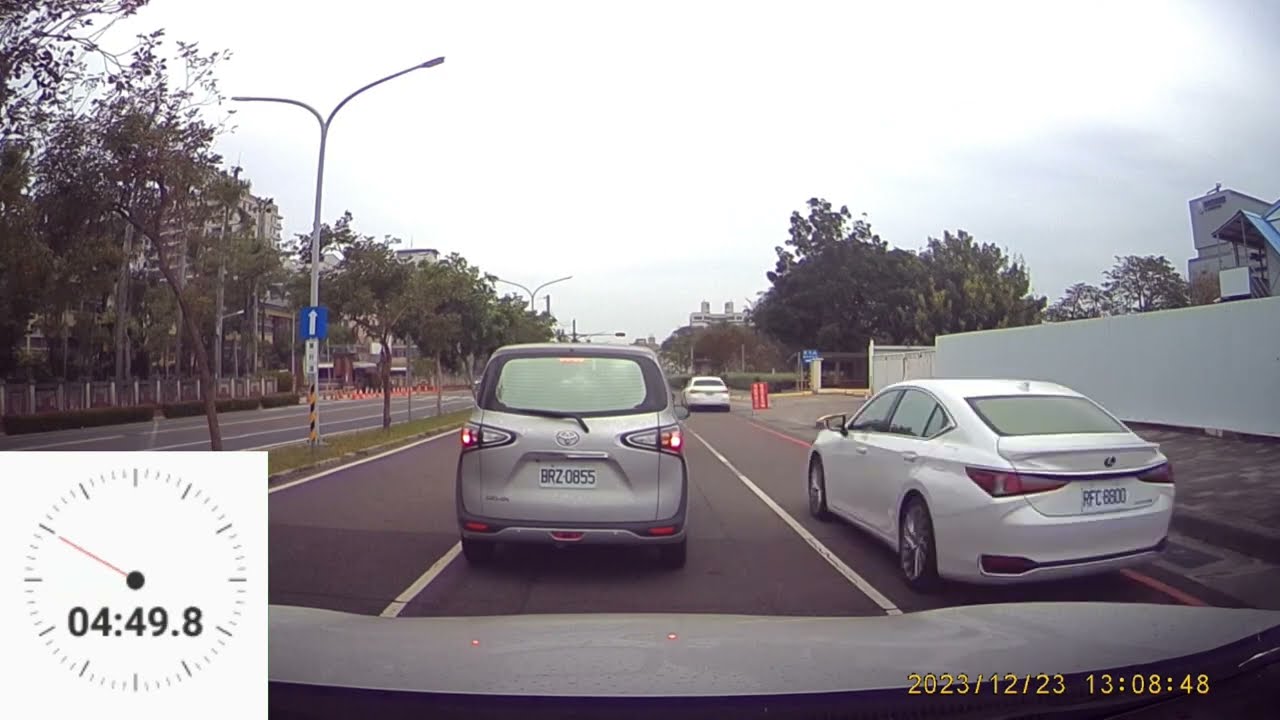 Drive on the Taiwan Part5 : 台南南紡購物中心內縮車道大塞車