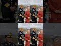 pesona ibu bapak dan anak pertama bahagia