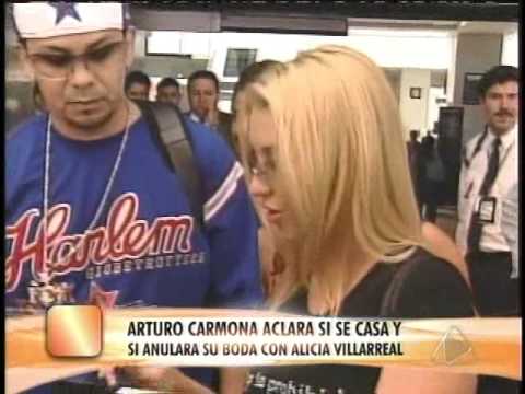 Arturo Carmona aclara si se divorcia de Alicia Vil...