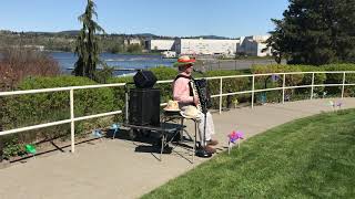 Tiny Bubbles Played by Charlie Brown at The Lakeshore Retirement Community