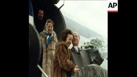 SYND 27/12/70 KIDNAPPED WEST GERMAN CONSUL ARRIVES IN PARIS