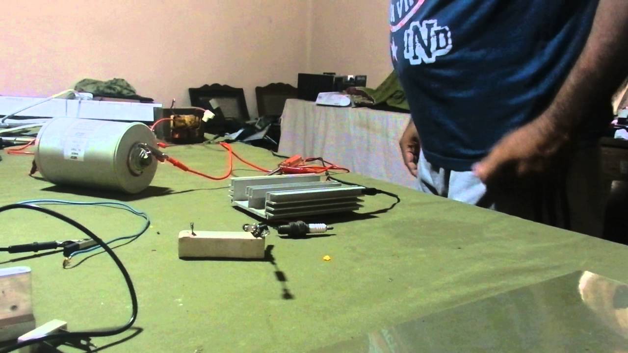 Resonant vs  non resonant Microwave oven transformer 2000V