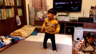 20150411-小犬跳潑水歌