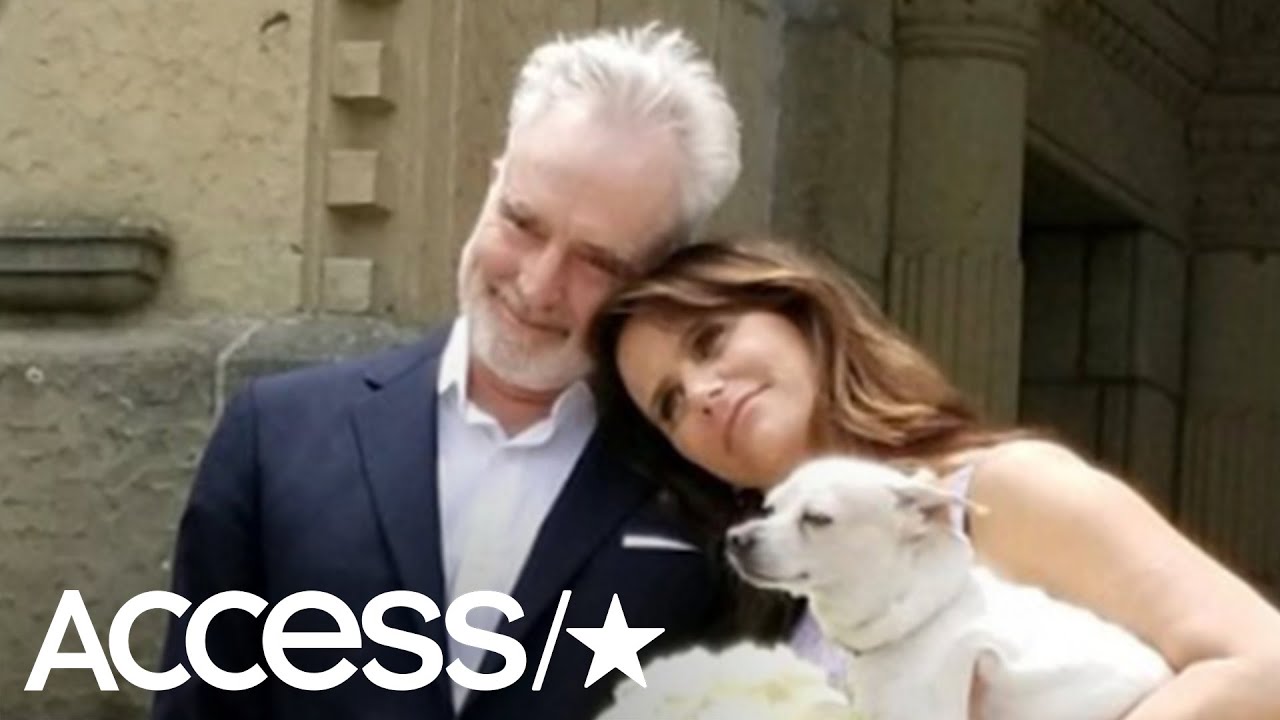 'Handmaid's Tale' Co-Stars Bradley Whitford and Amy Landecker Tie the Knot in Surprise Wedding