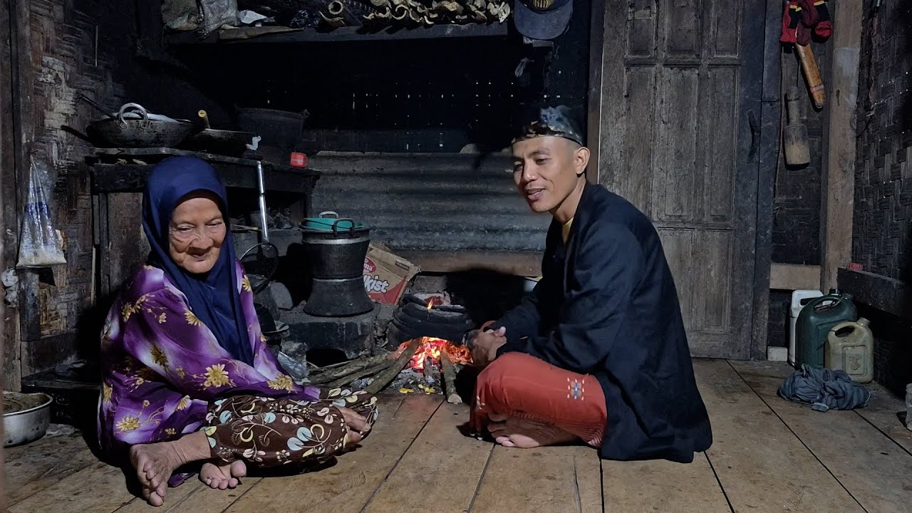 Hidup di Desa, Suasana Malam Saat Menginap di Rumah Nenek di Kampung