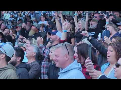 Aaron Lewis Indian Ranch Webster Mass " Am I the Only One?"