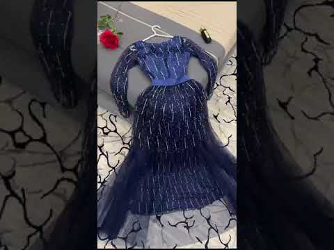 فستان كحلي طويل بذيل منفصل من مزيان فاشن فساتين تل ناعمه فساتين تل مطرز فساتين لها ذيل