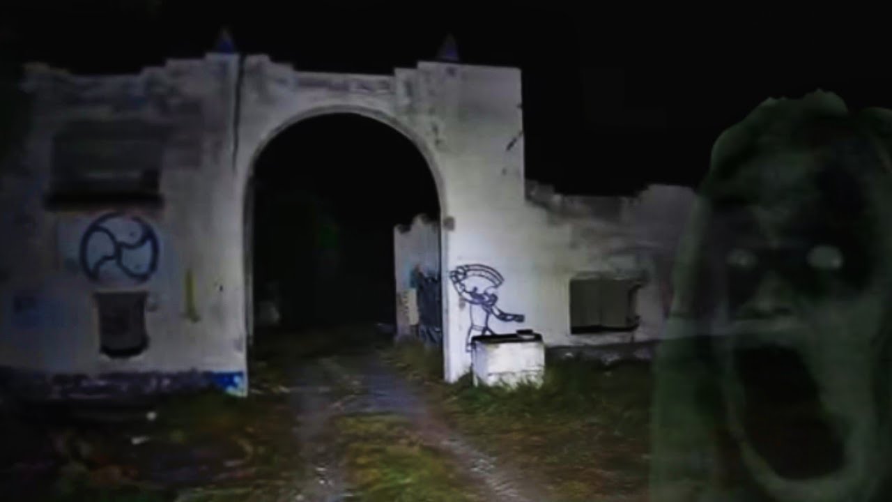 ENCONTRÉ HACIENDA HORRIBLE CON  RITUALES HORRENDOS Y CAPILLAS 😭 PT. 1