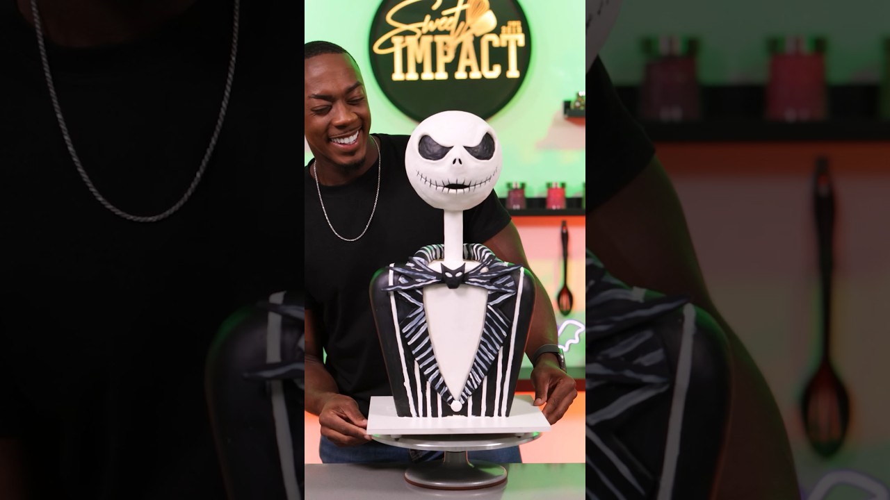 It's a Jack Skellington cake! #shorts