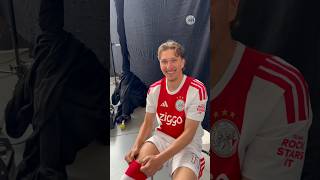 ‘Whats one small thing about Ajax that means a lot to you?’ ❌❌❌