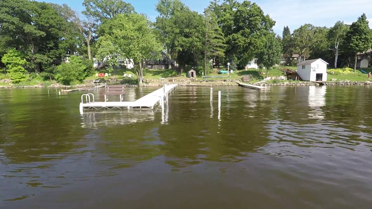 Lake Koshkonong pulling into the lift on Vinne Ha Ha YouTube