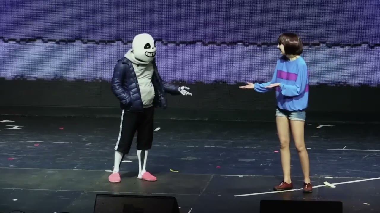 Играю В Анртеил+ Смотрим Видео