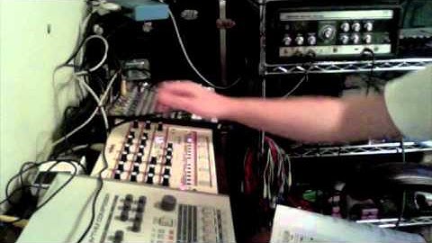 Jomox Xbase 09 With Xrom Mod (PT. 1 Analog Drum-Machine Series)