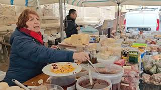 What can you buy at the market on the island of Ortigia in Syracuse, Sicily?