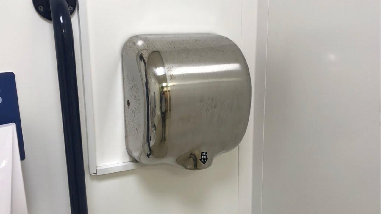 Kuaierte K2008 at Dearne Valley Leisure Centre ♿️ (Swimming Changing)