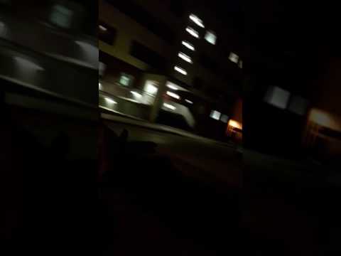 طفل سوري يقبل فتاة الامانية لا يفوتكم 
