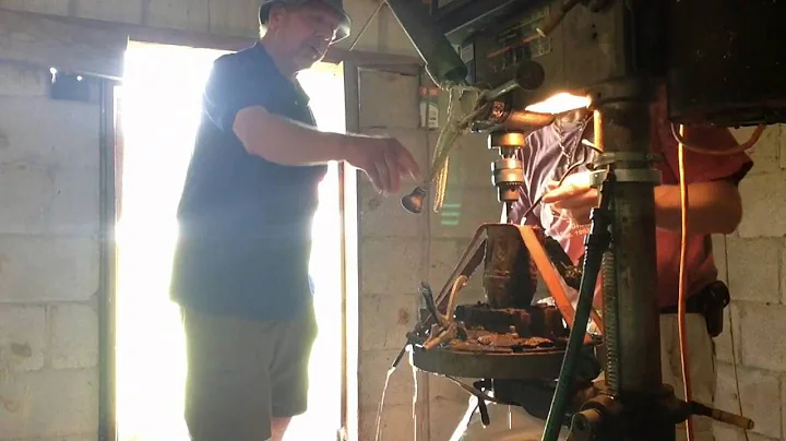 Steve Phillips unloading cannonball