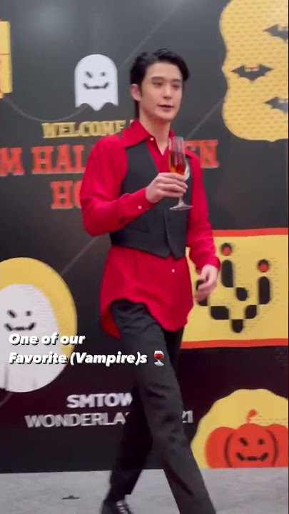 재현 Trick or treat! JAEHYUN NCT127 in the house as Vampire ☆ SMHalloween ☆ SMTOWN WONDERLAND 2021
