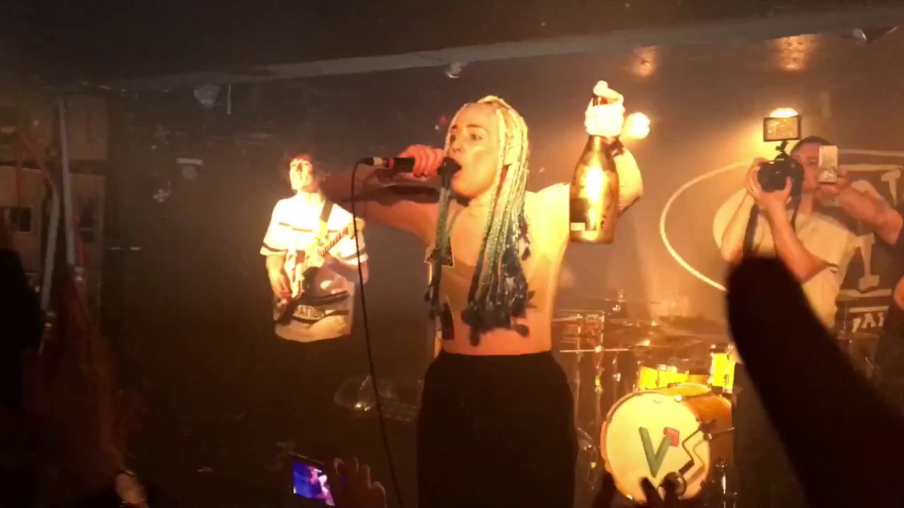 Vukovi LIVE King Tuts Wah Wah Hut Glasgow 10032017