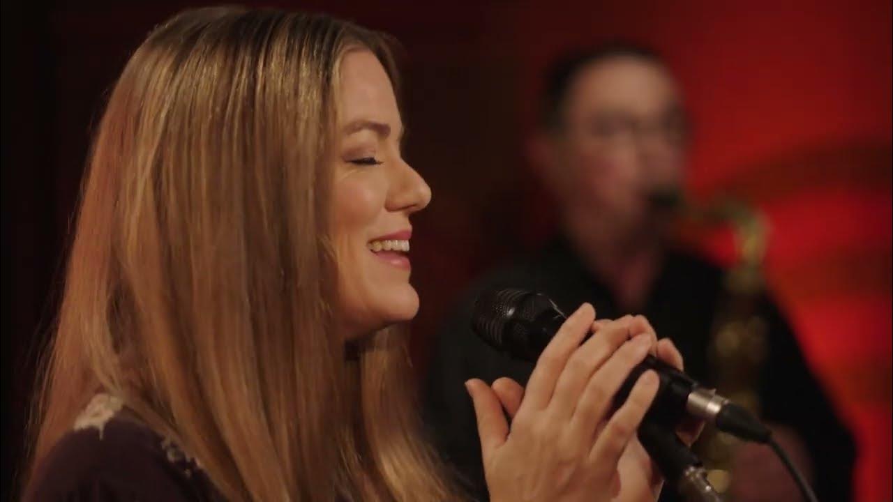Emilie-Claire Barlow ~ Fais comme l'oiseau ~ Orange Lounge Session Emilie-Claire Barlow ~ Fais comme l'oiseau ~ Orange Lounge Session