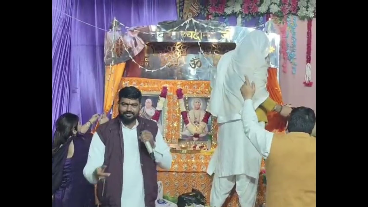  🌹मेरे गुरा दे दवारे तो दिल खोल के तू मांग ले🌹   बहुत ही सुंदर भजन आप भी जरूर सुने । रोहित शर्मा जी।