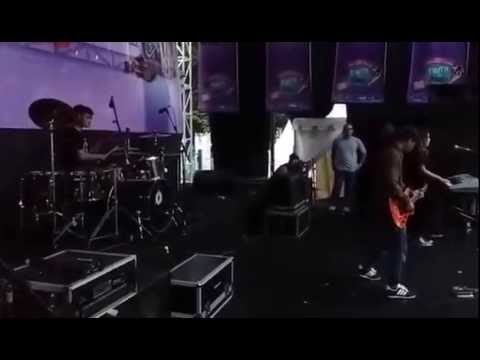 LOLLYPOP MONSTER @jakcloth lebaran ,Senayan   YouTube