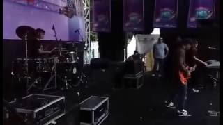 LOLLYPOP MONSTER @jakcloth lebaran ,Senayan   YouTube