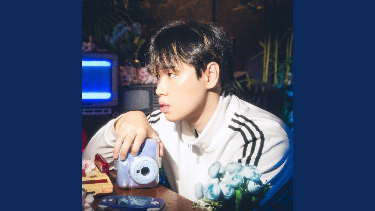 Polaroid (순회) (巡廻) bekijken op YouTube Polaroid (순회) (巡廻) bekijken op YouTube