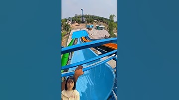 Anh chàng gặp khó khi chọn cầu trượt #shorts