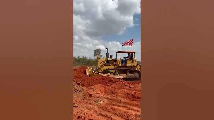 Caterpillar D6D Bulldozer
