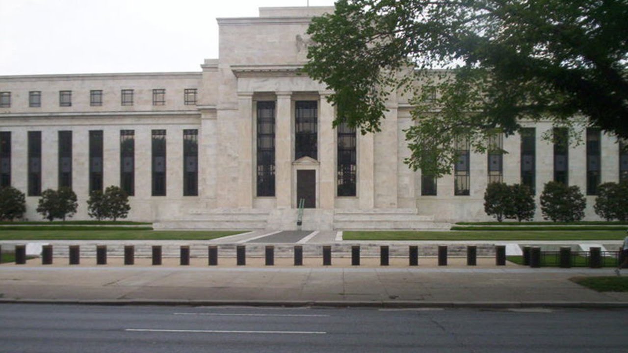 Stocks Dismiss Friday’s Weak Labor Report Fueling Speculation of a 2016 Rate Liftoff