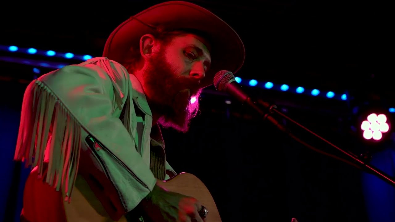 Lawrence Tome at Carol's Pub (Full Show)