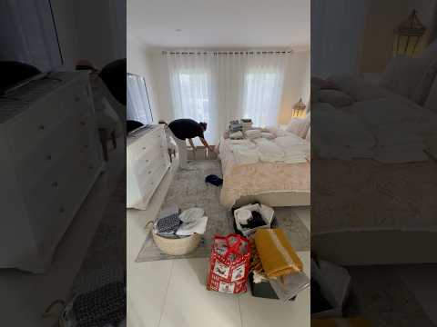 Moving Series Part 9 Organising Linen Linen Foldwithme Laundry Motivation