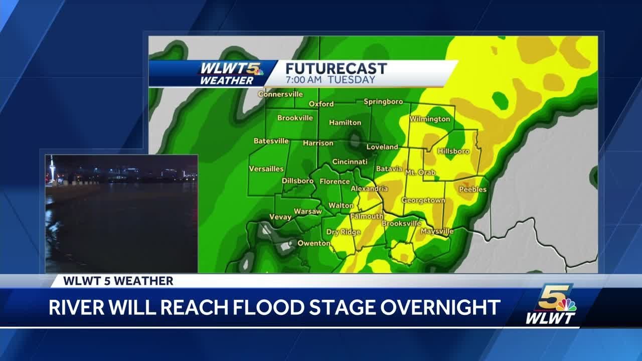 Ohio River Tops Flood Stage YouTube