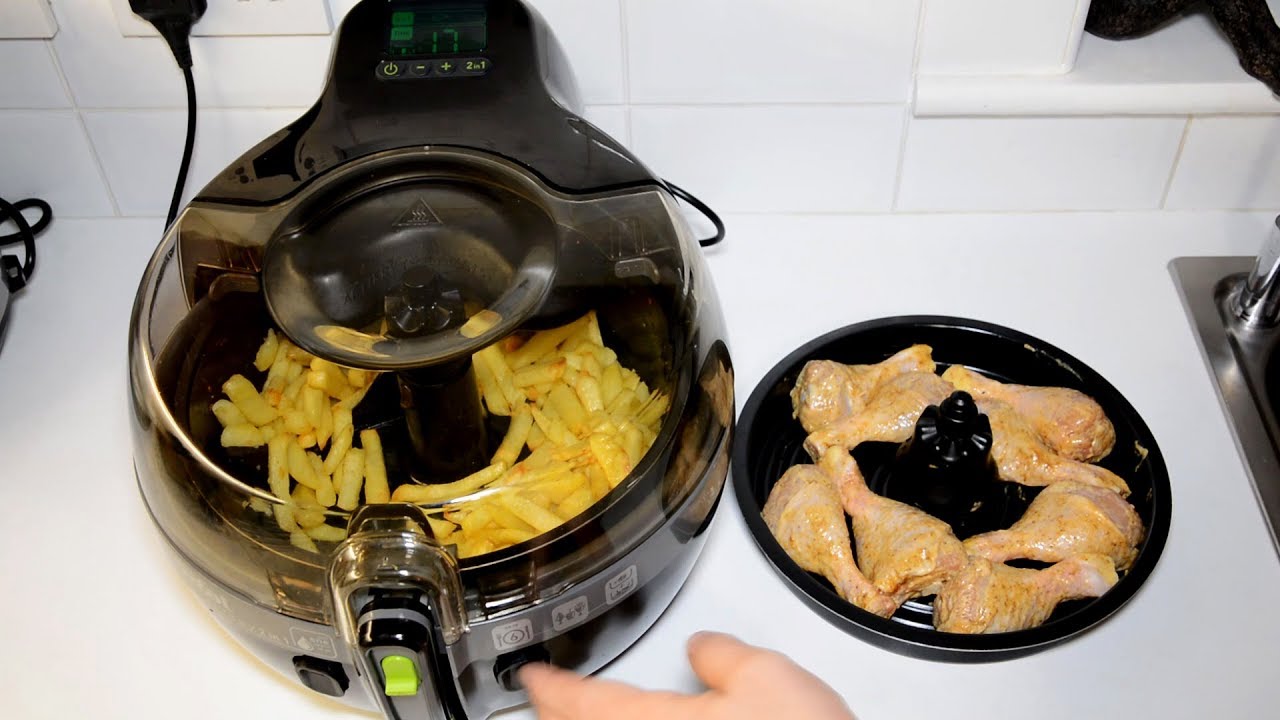 Tefal Actifry 2 in 1 frying chips and chicken