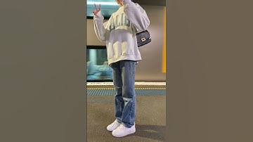 Thumbnail of How to style oversized hoodie jeans #amazing #amazon #anime 🇰🇷🇰🇷🇰🇷🇰🇷🌸🌸🌸