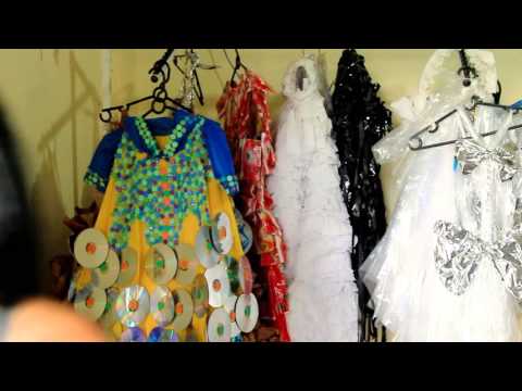 Vídeo: Como Costurar Um Vestido Da Moda Com Materiais De Sucata