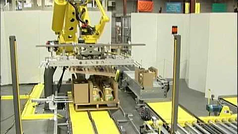 RPC-MX Robotic Palletizer - Bottles in Trays.wmv