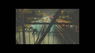 pov: you feel alone in crowds (sitting on overpass) (playlist + ambience)