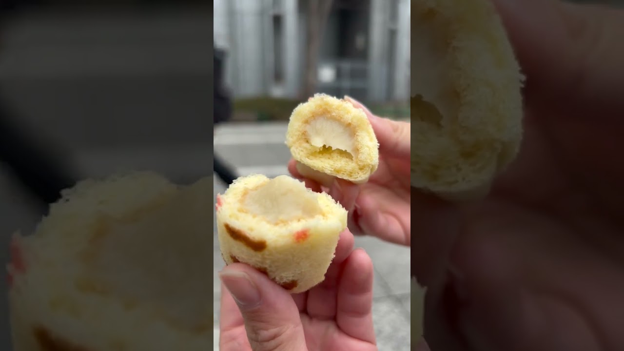 Pikachu TOKYO BANANA 