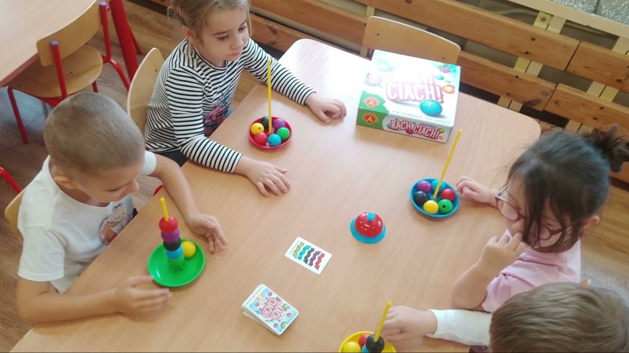 Dzień Gier Planszowych w Przedszkolu nr 3 w Pińczowie z Klubem "Pięć aSÓW"! Czwartek, 09-10-25 r.