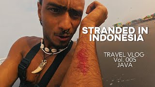 Solo Surf Trip in Java 🇮🇩 | Stranded Waiting for a Bus That Never Came 😅🌊