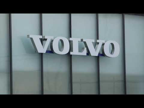 Volvo-offers-to-give-away-1M-worth-of-cars-during-Super-Bowl