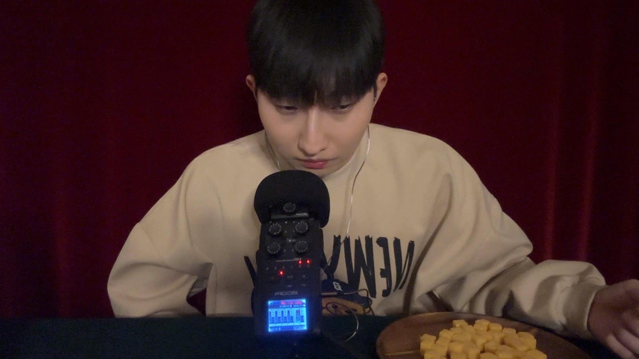 ASMR_망고젤리 이팅사운드 MANGO JELLY EATING SOUND MUKBANG