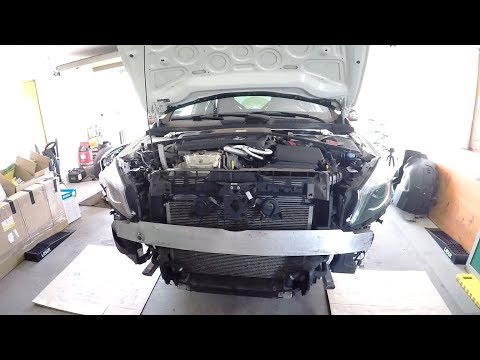 W176 A-Class - Removing the Front Bumper