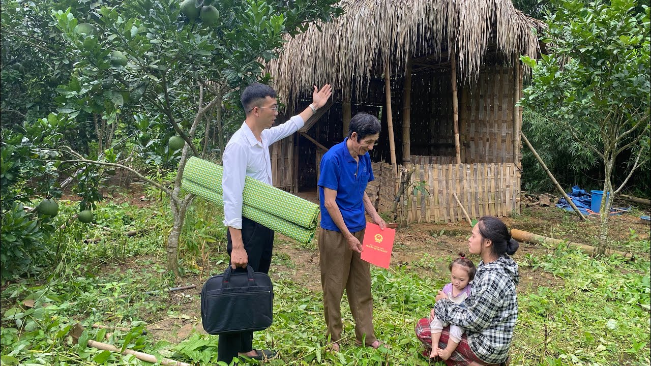 Single mother gets help from kind engineer to build her dream house